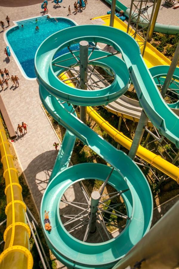 Equos Resort Hotel ติรานา ภายนอก รูปภาพ